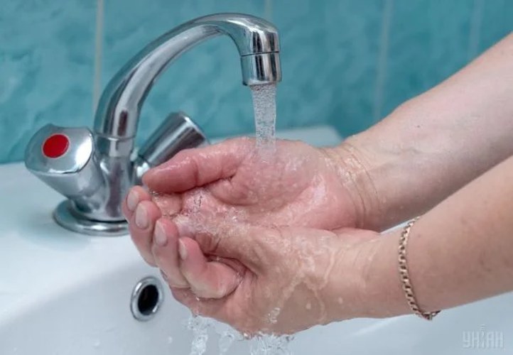 Новий тариф на воду в Києві: чому місто не погодило 88,90 грн і що чекає споживачів