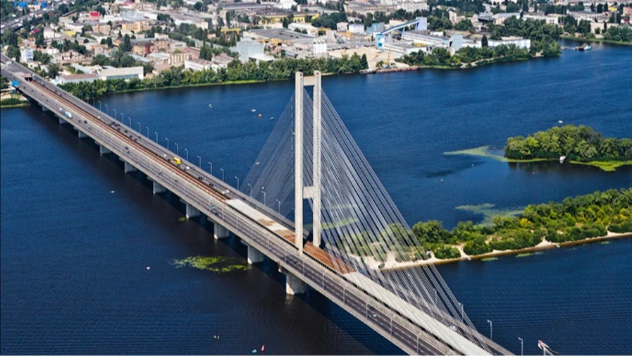 Що киянам потрібно знати про перекриття мостів 2 жовтня: маршрути транспорту